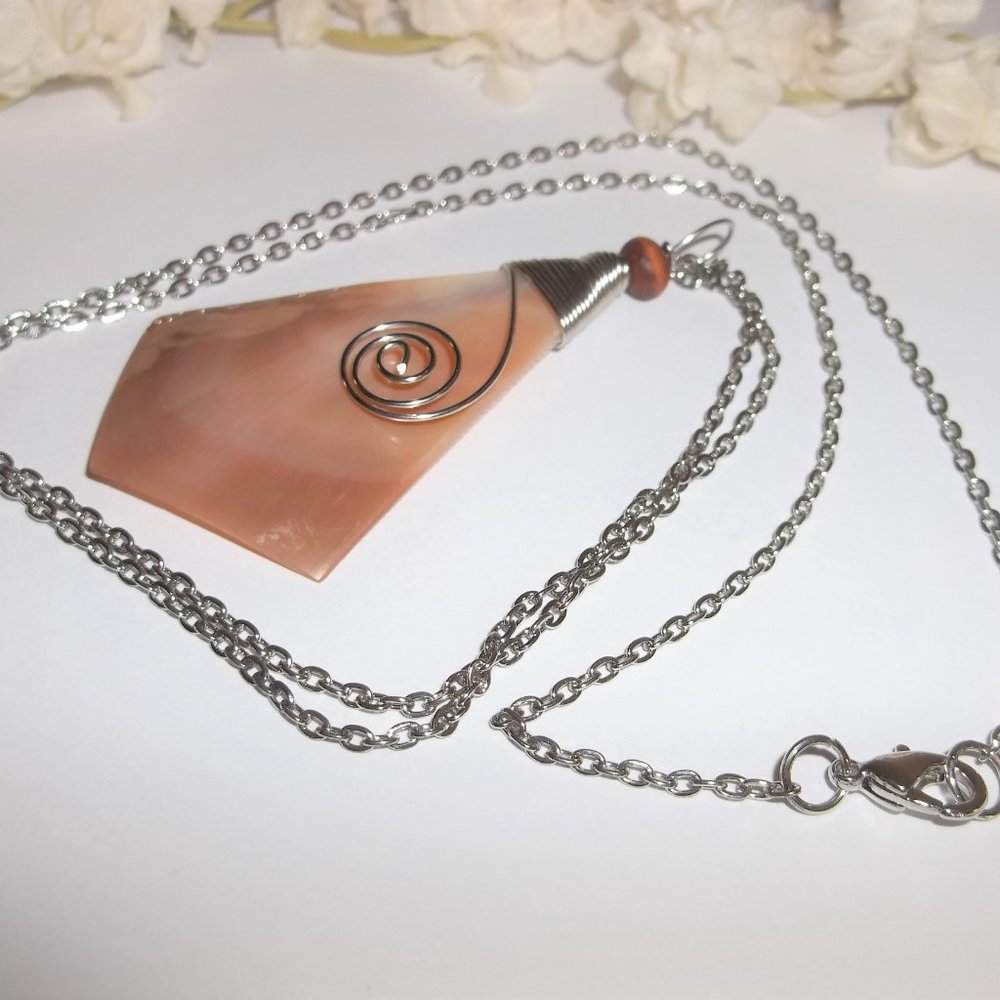 Orange Pre-owned Necklace, Necklace, Shell Necklace, Wire Wrapped Necklace 7671 - Picture 7 of 8